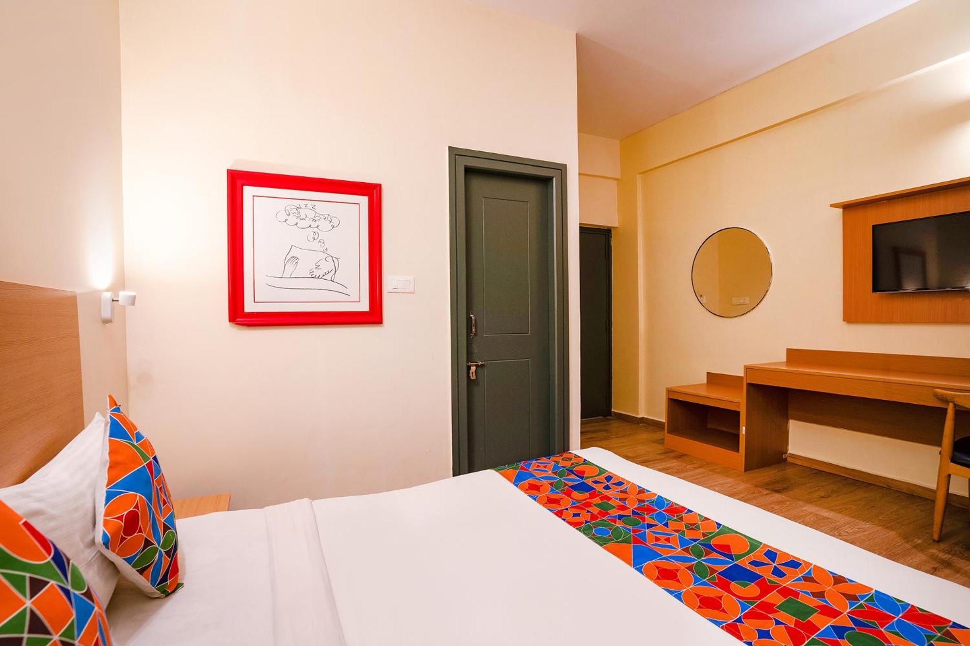 Fabhotel Royal Sterling- Manyata Tech Park Bangalore Luaran gambar