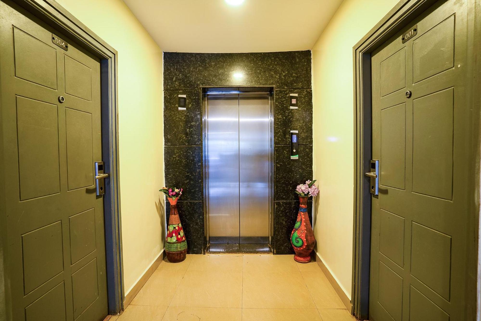 Fabhotel Royal Sterling- Manyata Tech Park Bangalore Luaran gambar