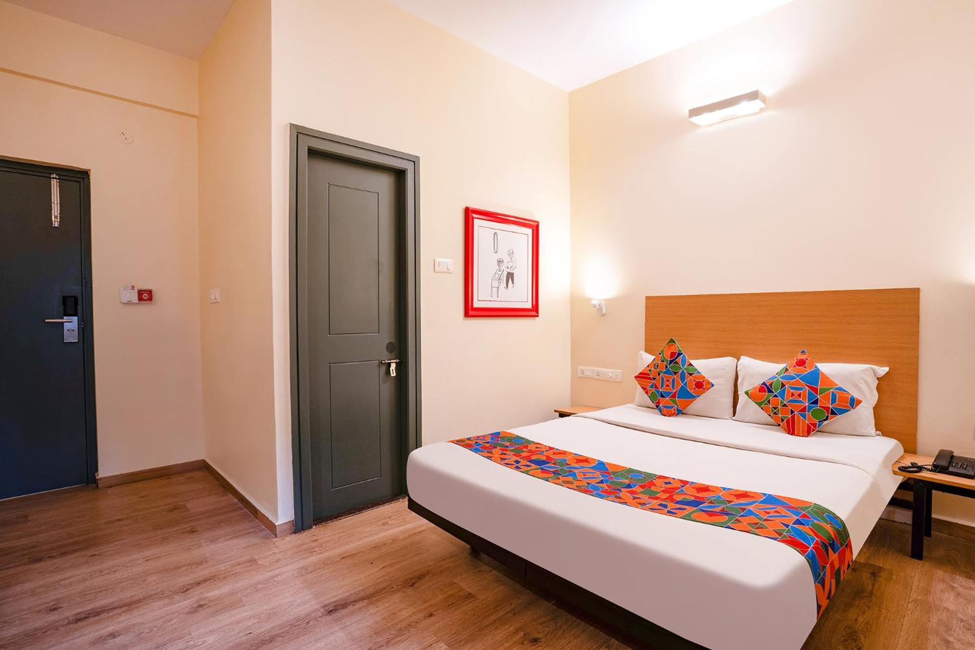 Fabhotel Royal Sterling- Manyata Tech Park Bangalore Luaran gambar
